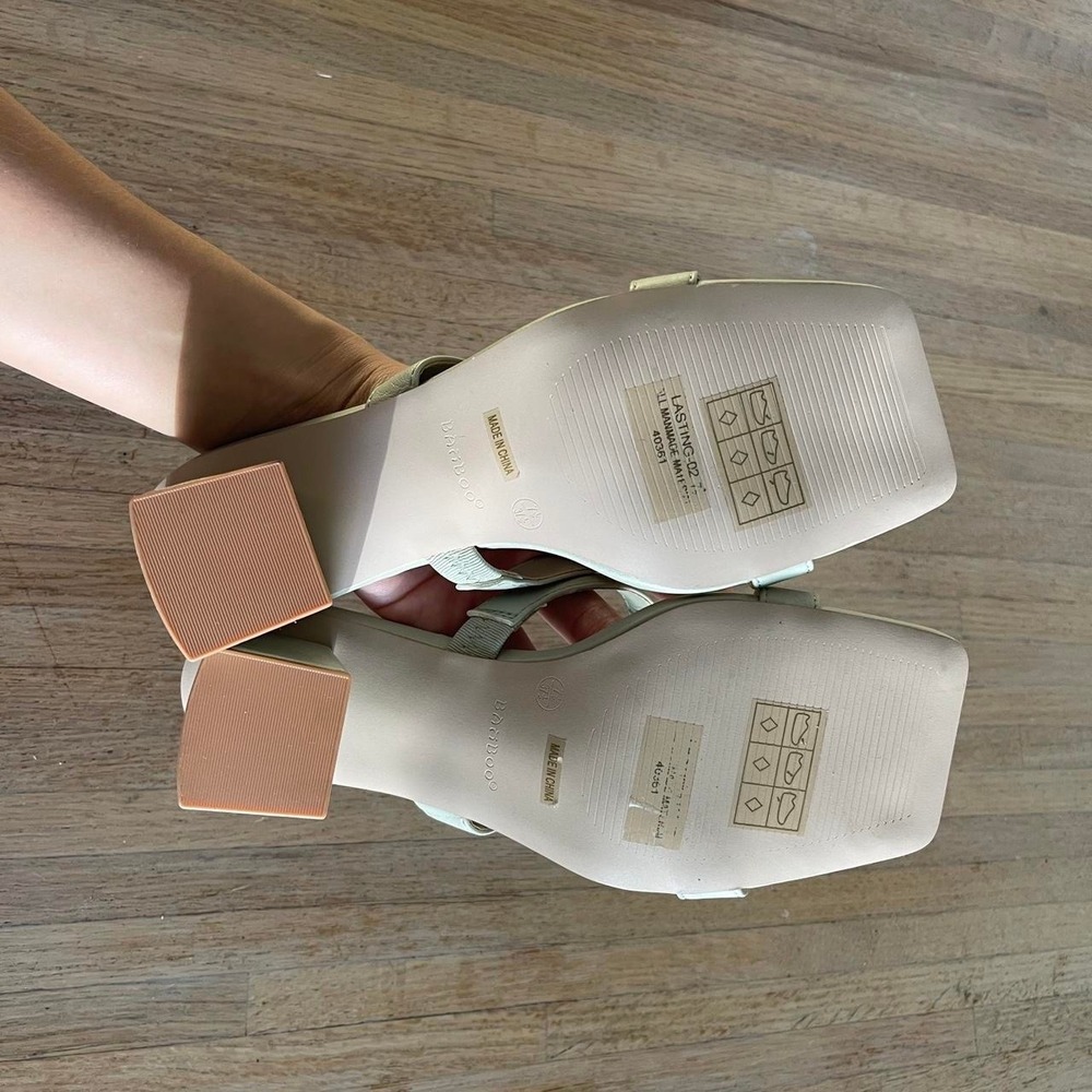 Bamboo Women's Light Blue Two Strap Square Toe‎ Block Heel Sandals Size 7.5 - Picture 5 of 7